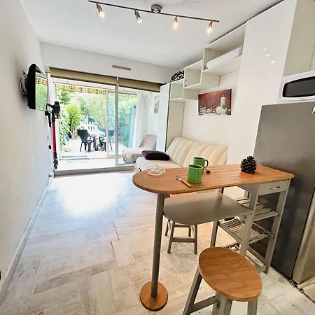 3 Personnes Cap D'agde Ct180-199 Apartment *