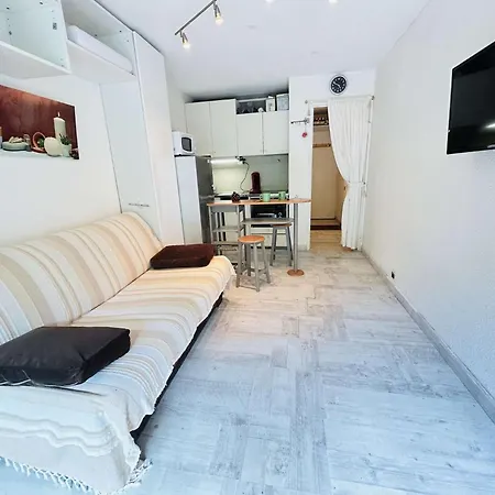 3 Personnes Cap D'agde Ct180-199 Apartment