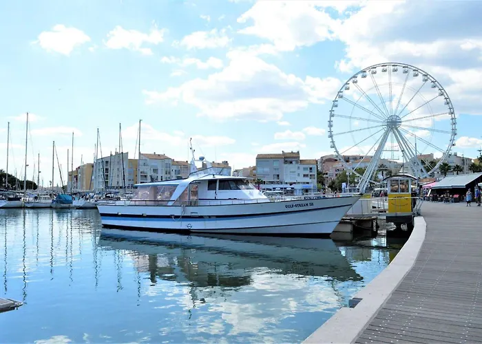 3 Personnes Cap D'agde Ct180-199